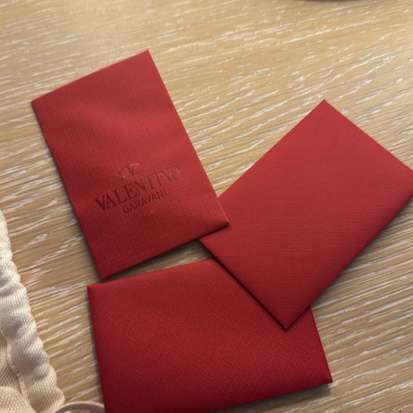 Valentino Garavani 5mm Rockstud Pvc Thong Sandal - Poudre - size 7B - Picture 11 of 12